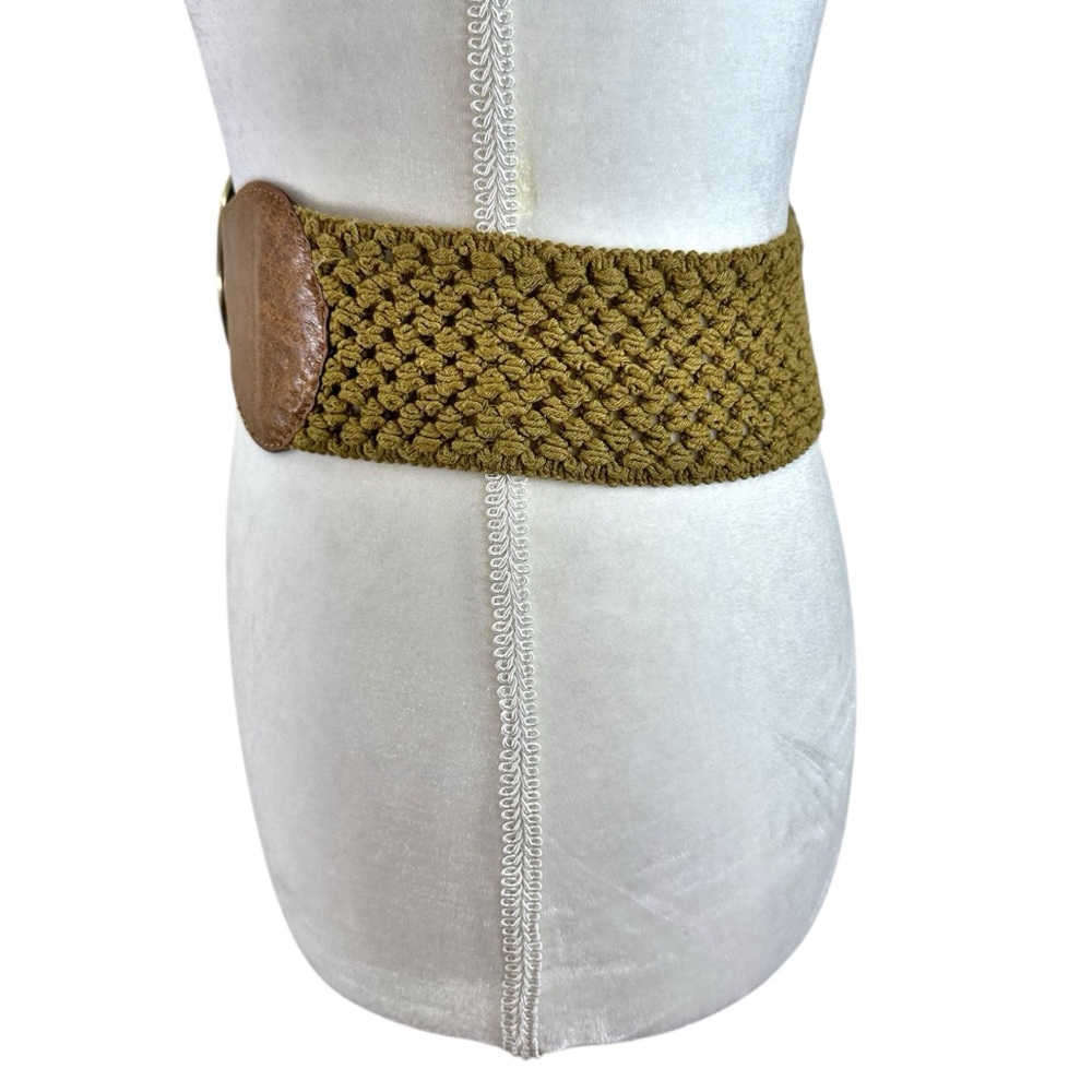 🌸Brown and Gold Belt with Circular Buckle - Picture 5 of 10